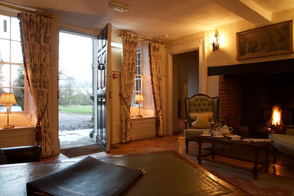 Flitwick Manor Hotel Exteriör bild