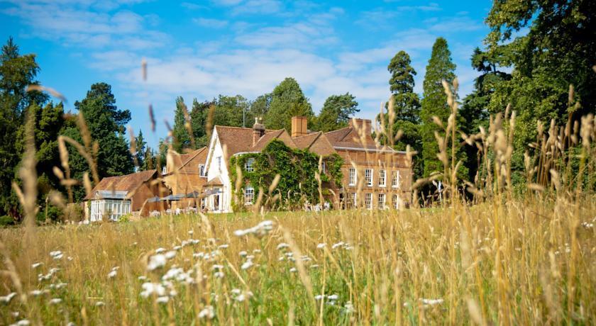 Flitwick Manor Hotel Exteriör bild